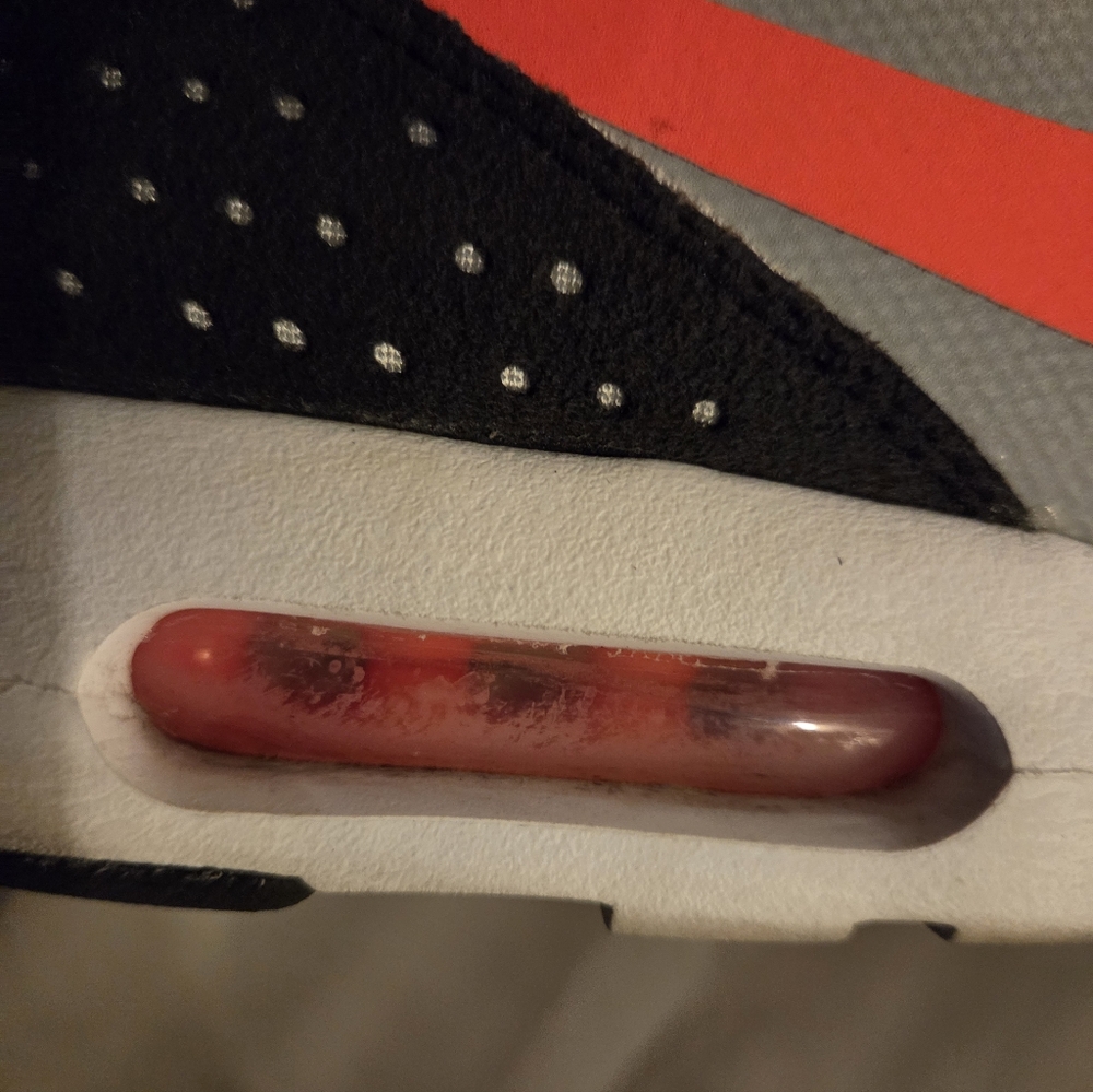 Men's NIKE AIR MAX TAVAS ESSENTIAL - Picture 5 of 6